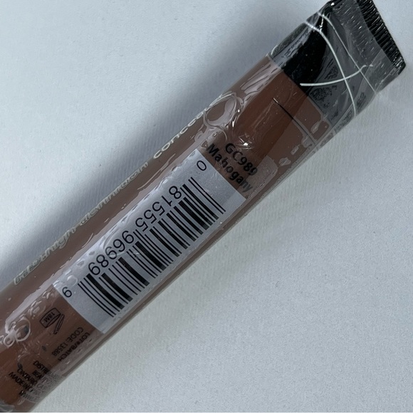 L.A. Girl HD Pro Concealer Shade: Mahogany - Picture 2 of 2